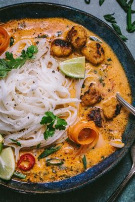  Khao Soi: Ein cremiges Curry mit knusprigen Nudeln – ein Geschmackserlebnis der Extraklasse!