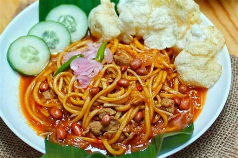  Mie Aceh? Ein würzig-süsses Feuerwerk indonesischer Aromen!